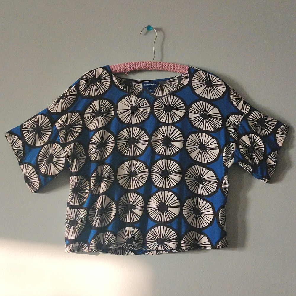 Blue Graphic Print Boxy Crop Top